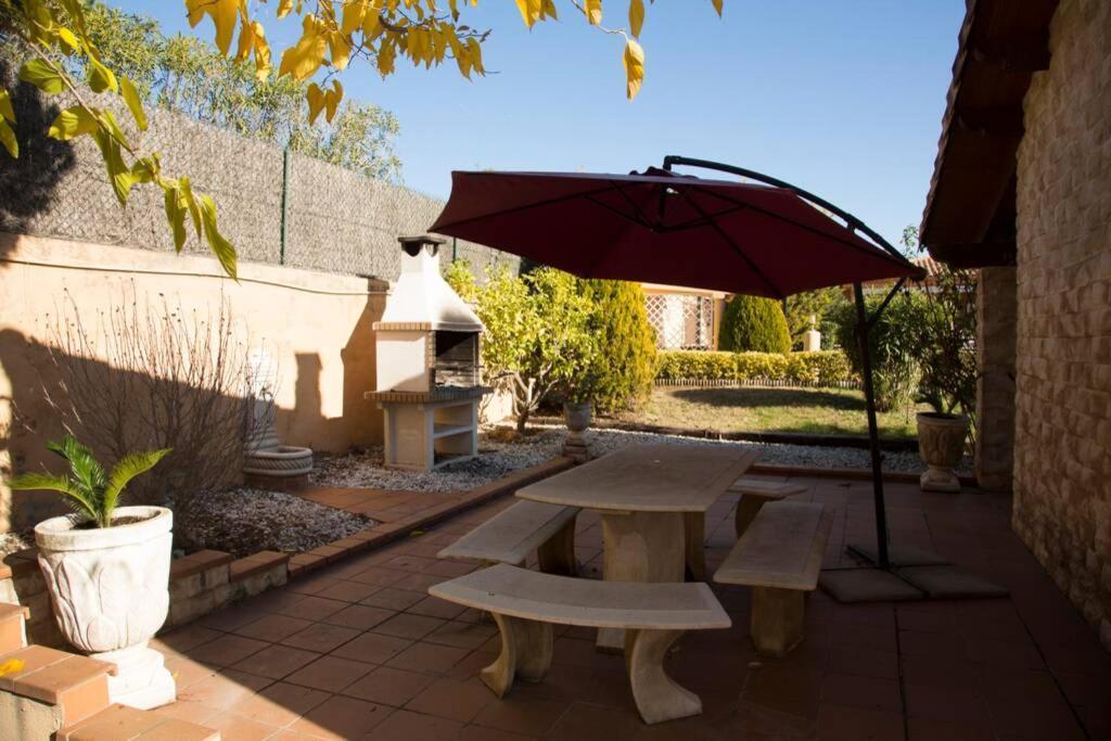 Casa Bella Con Piscina Villa Caldes De Montbui Exterior photo