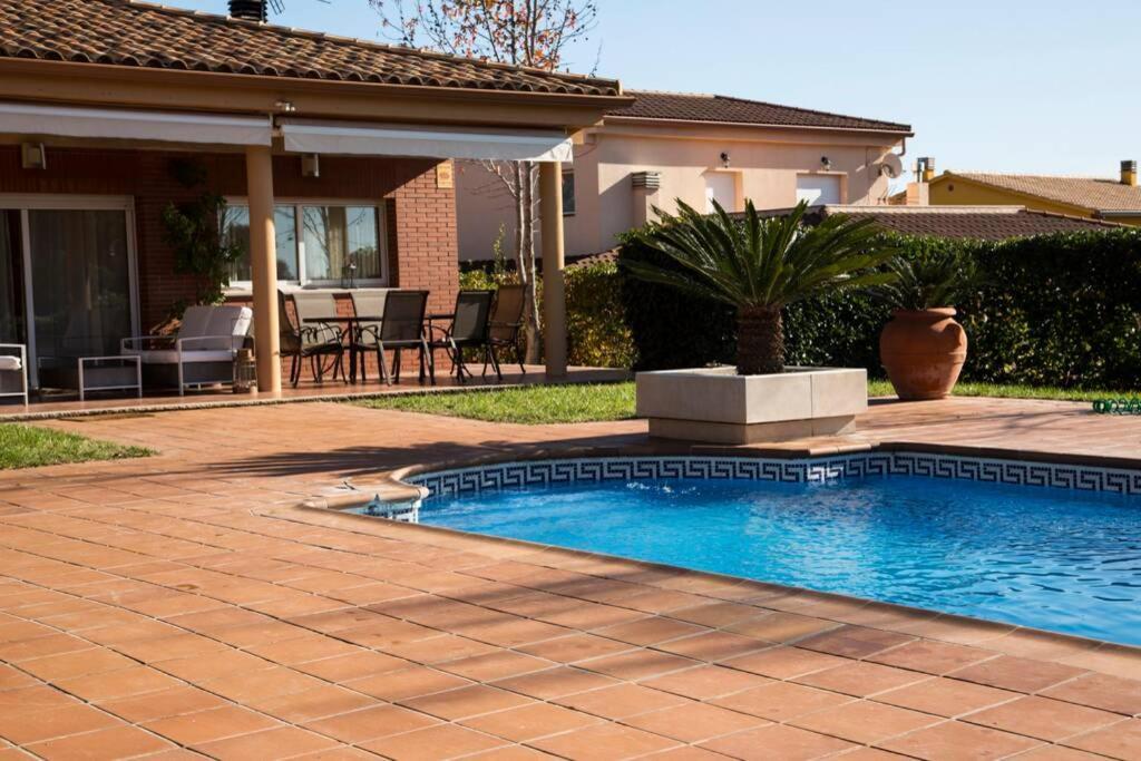 Casa Bella Con Piscina Villa Caldes De Montbui Exterior photo